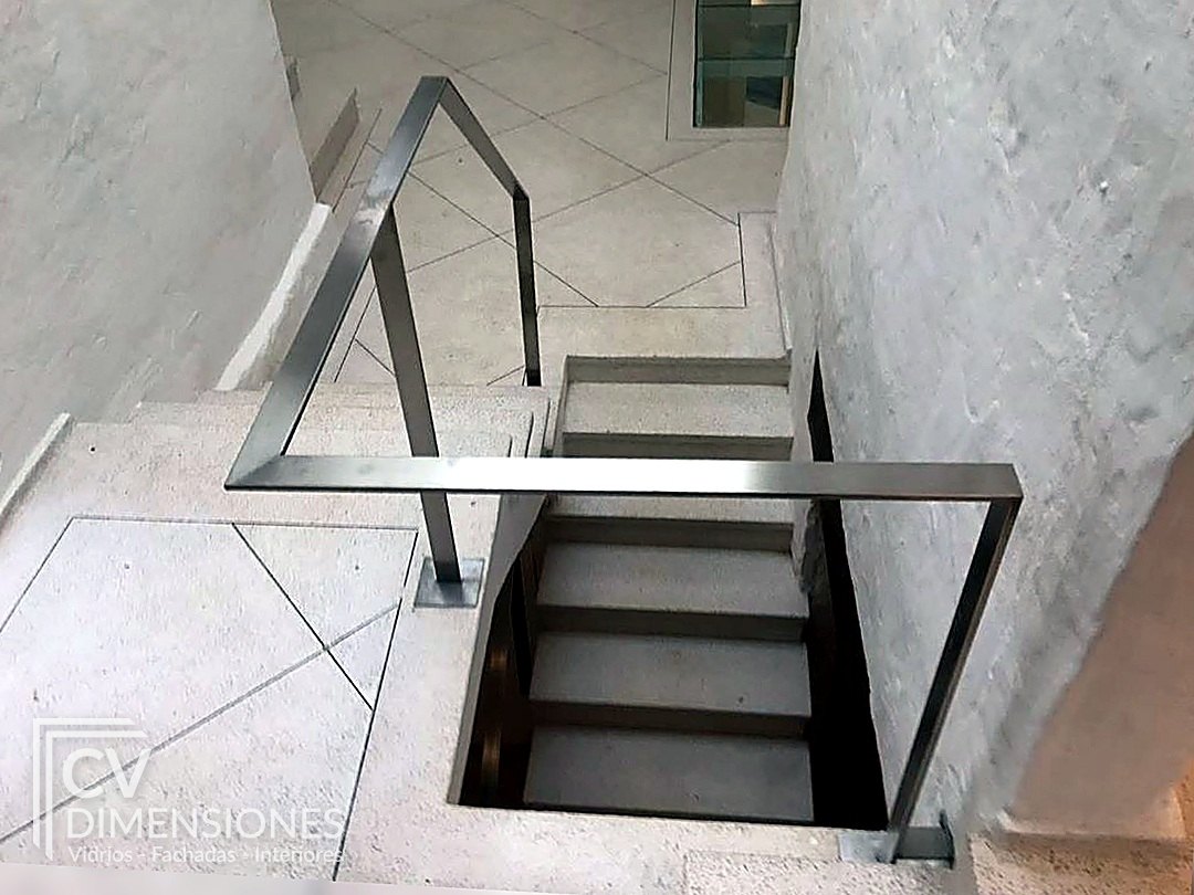 Baranda de escalera en acero inox