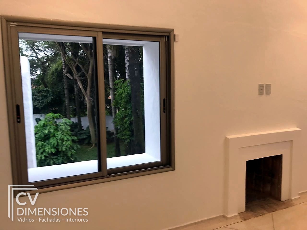 Ventana corrediza de aluminio
